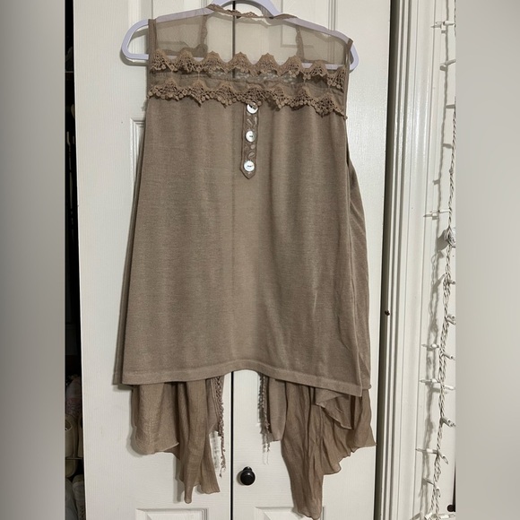 Ladies Women’s Tan and Lace Cardigan Shawl No Brand or Size Tag - Picture 3 of 10